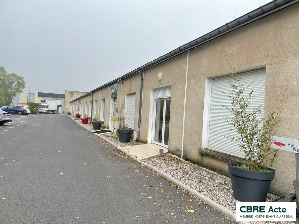 Location local d''activites 290 m² non divisibles