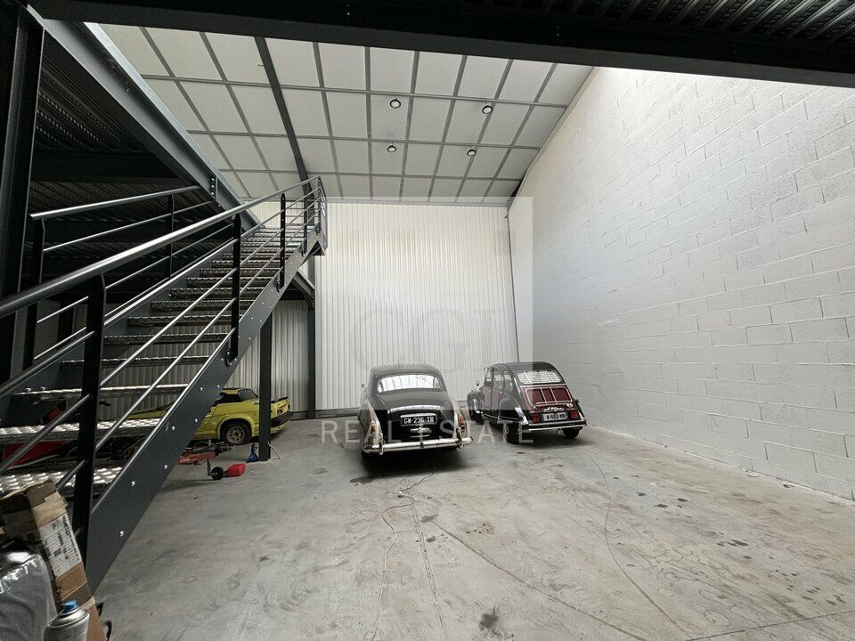 À Louer : Local d'Activités Neuf de 370 m² à La Tour de Salvagny - Proximité A89