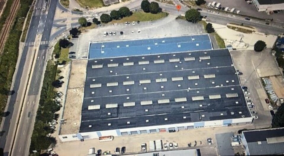 Sud Rouen : entrepôt avec bureaux de 2154 m² à louer