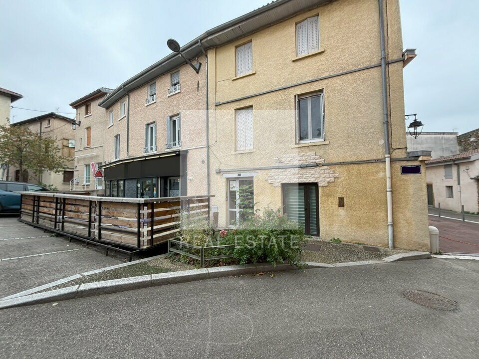 Location local commercial 22.35 m² non divisibles