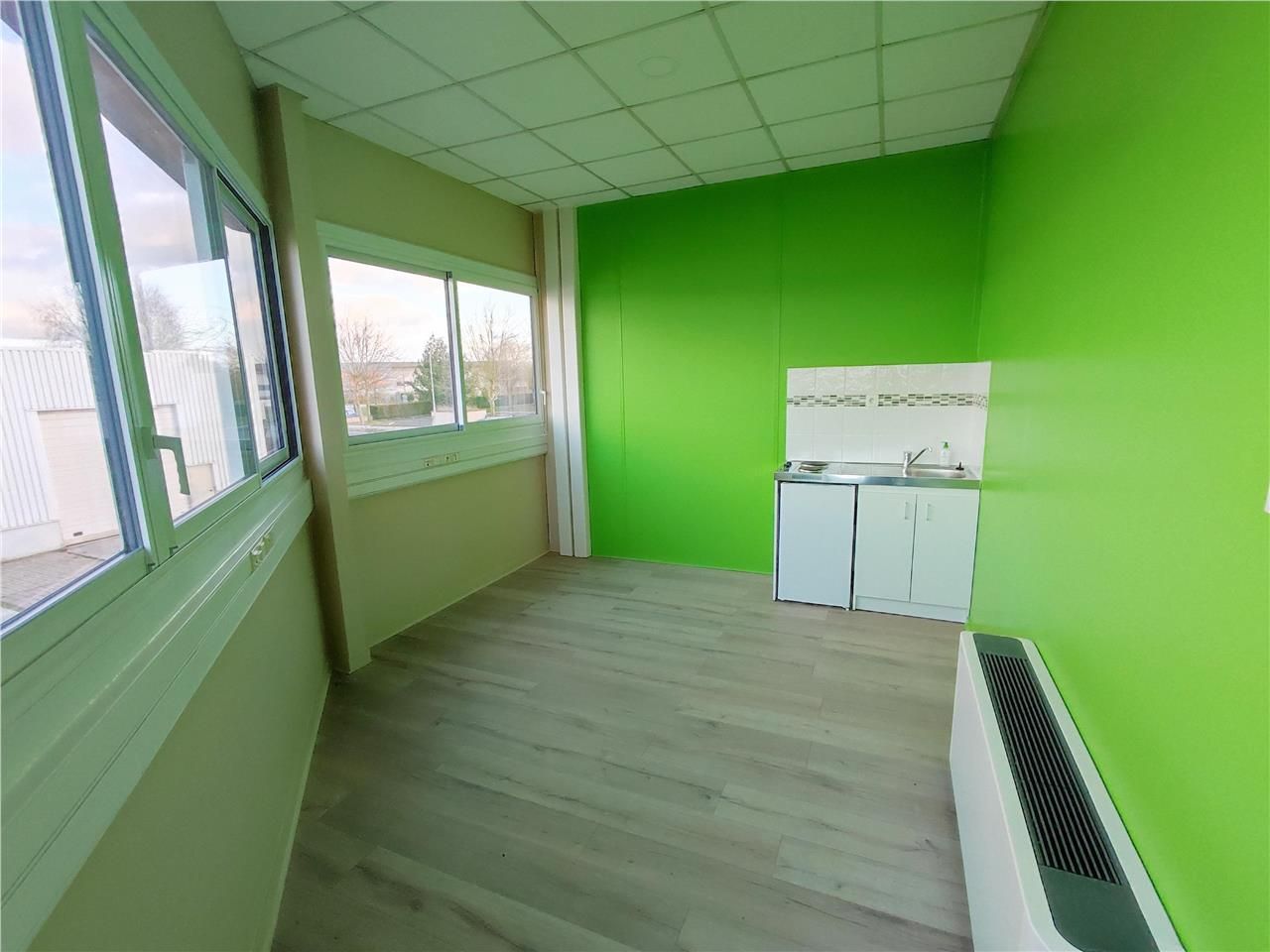 Location bureaux 212 m² à Quincy-Voisins