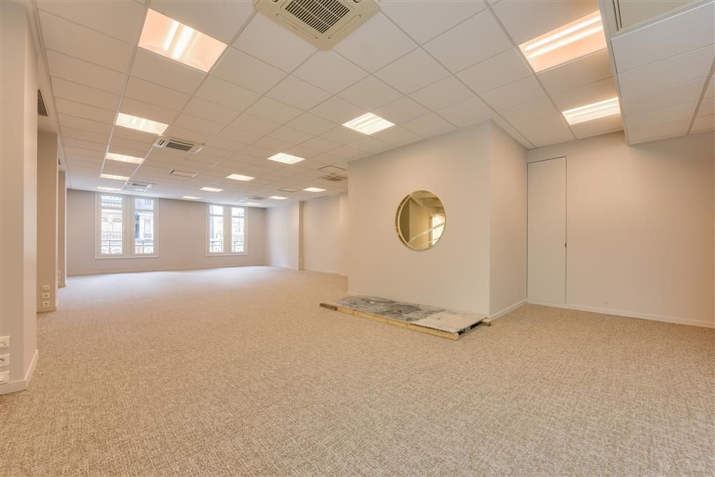 Location bureaux 390 m² divisibles à partir de 130 m²
