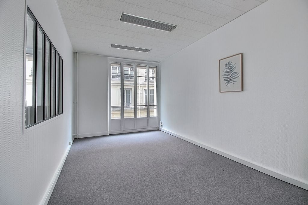Location bureaux 118 m² non divisibles