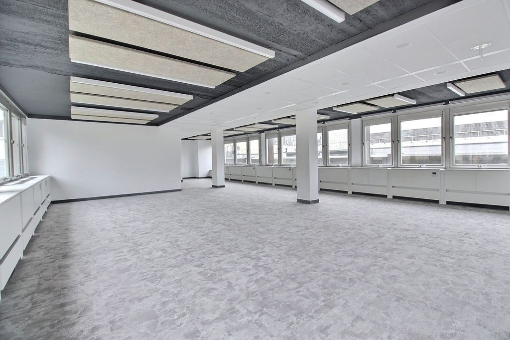 Location bureaux 1065 m² divisibles à partir de 55 m²