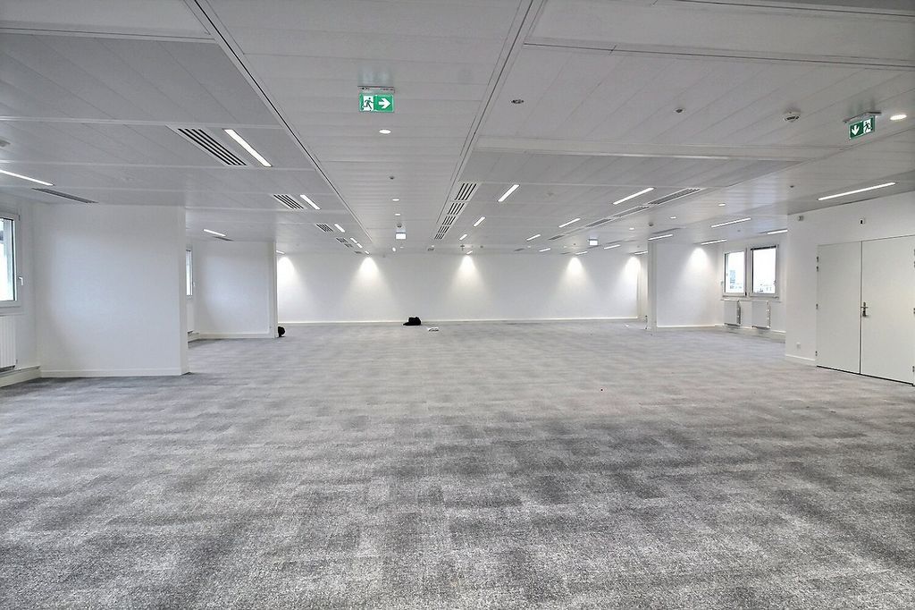 Location bureaux 572 m² non divisibles