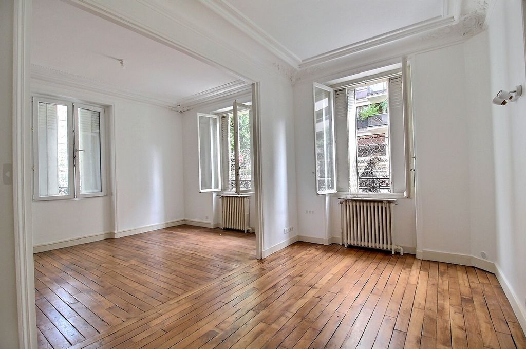 Location bureaux 82 m² non divisibles