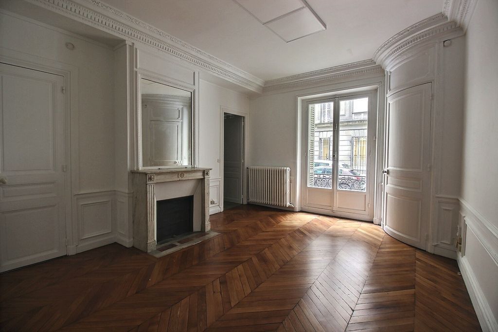 Location bureaux 83 m² non divisibles