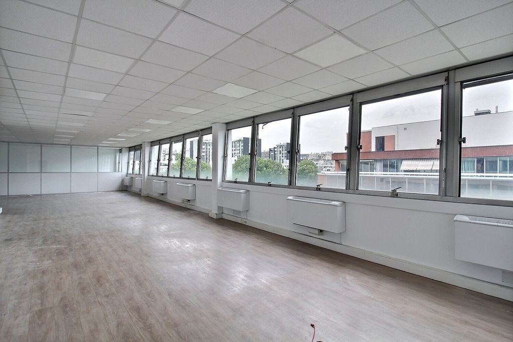 Location bureaux 219 m² non divisibles