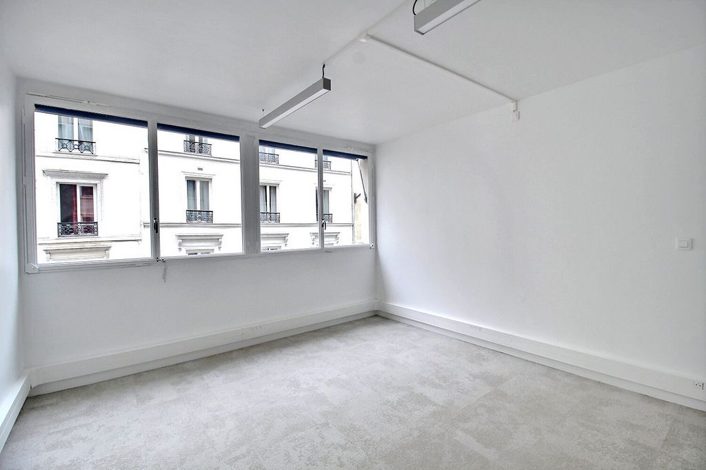 Location bureaux 93 m² non divisibles