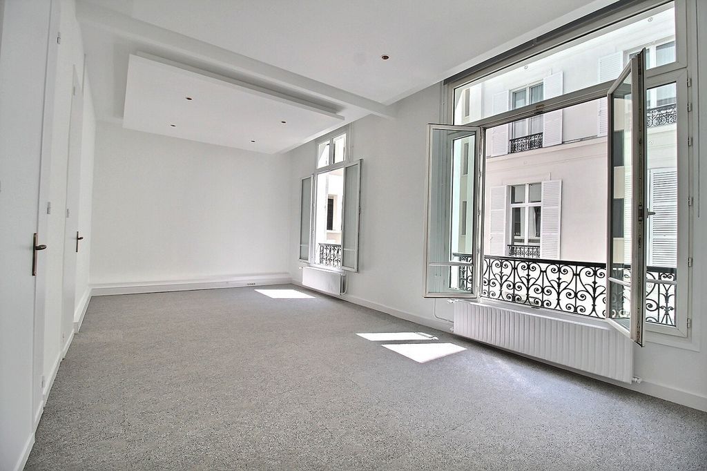 Location bureaux 165 m² non divisibles