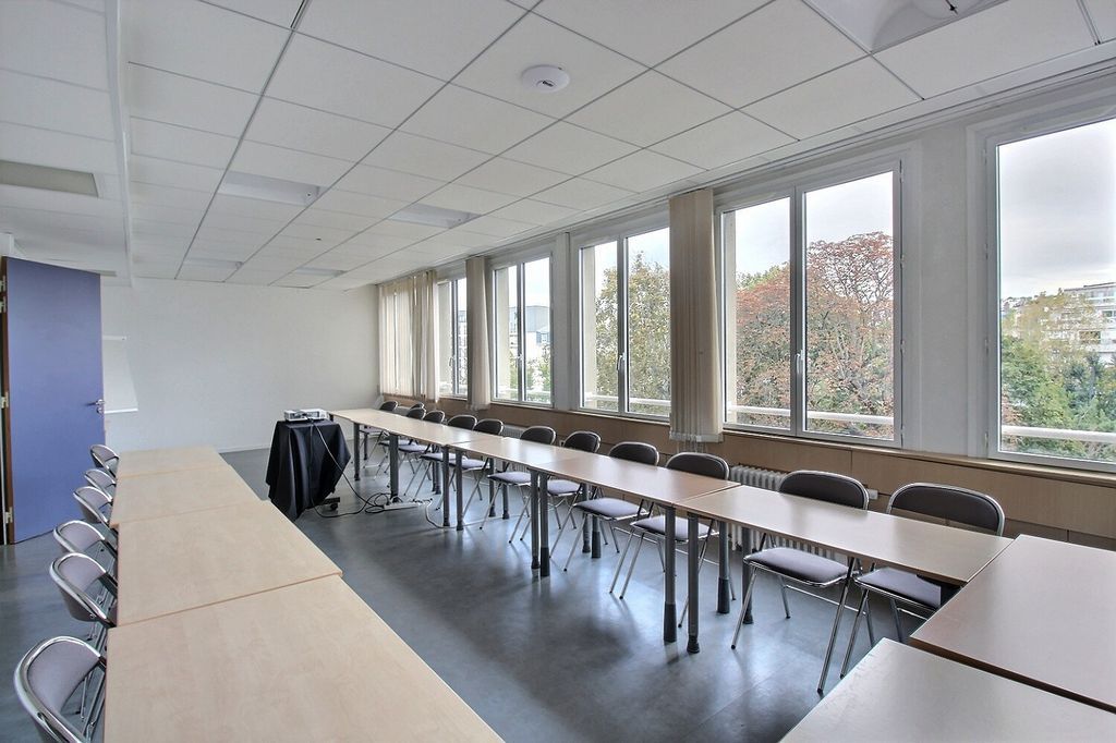 Location bureaux 1375 m² divisibles à partir de 225 m²