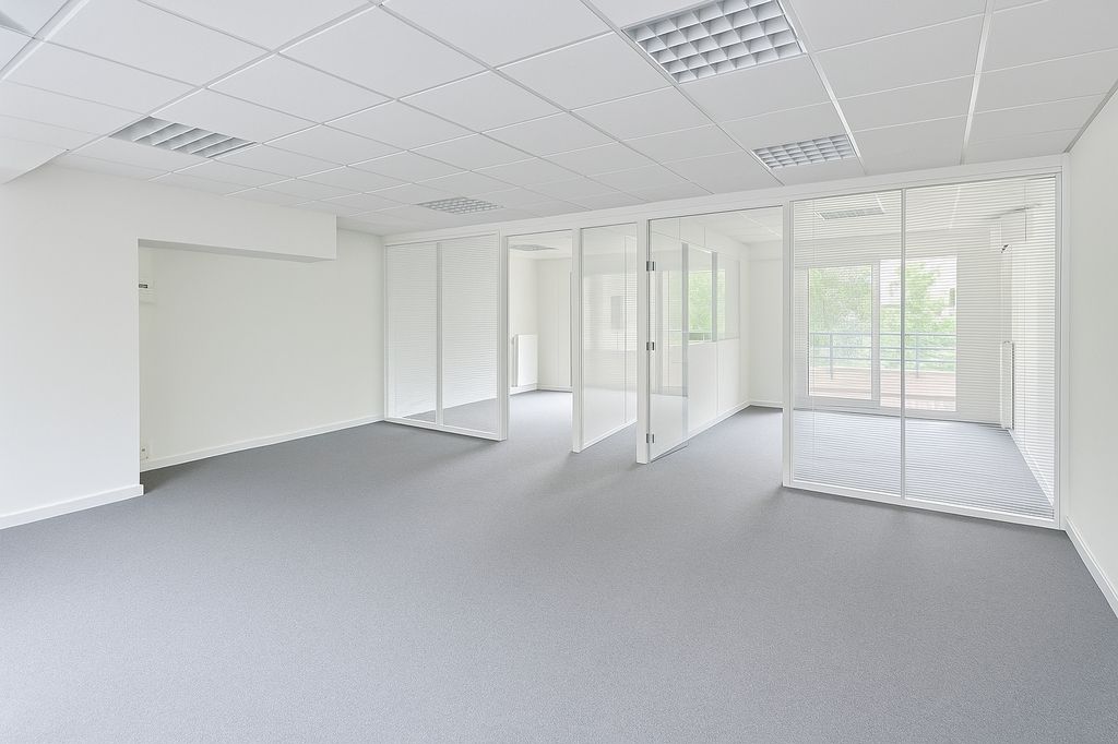 Vente bureaux 157 m² non divisibles