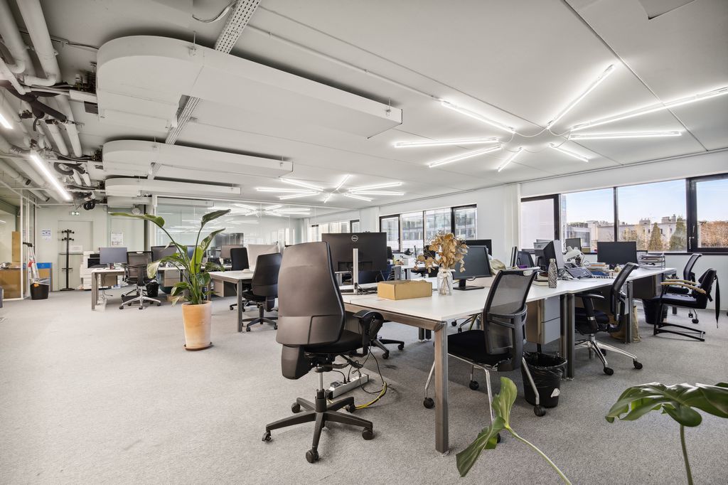 Location bureaux 772 m² divisibles à partir de 285 m²