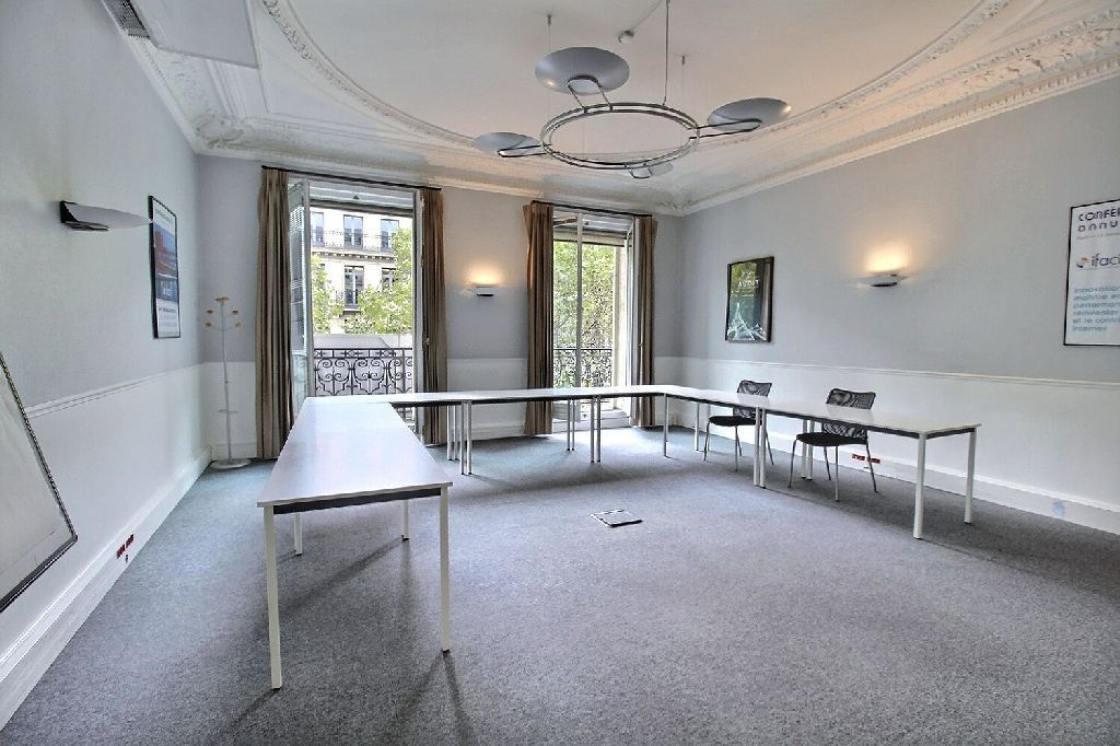 Location bureaux 270 m² non divisibles