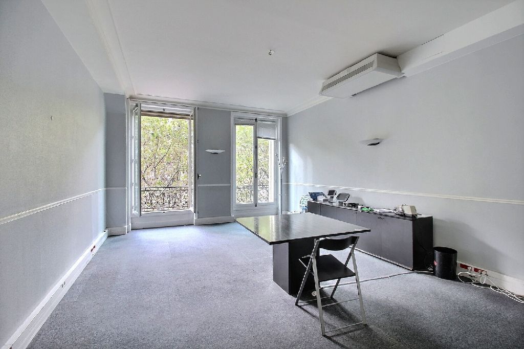 Location bureaux 270 m² non divisibles