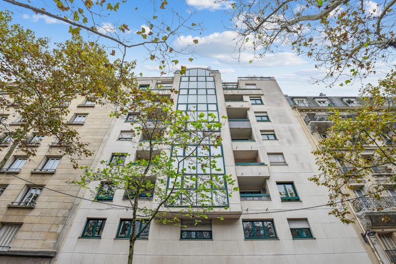 Location bureaux 62 m² à Paris