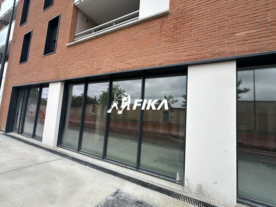 Vente local commercial 150 m² non divisibles