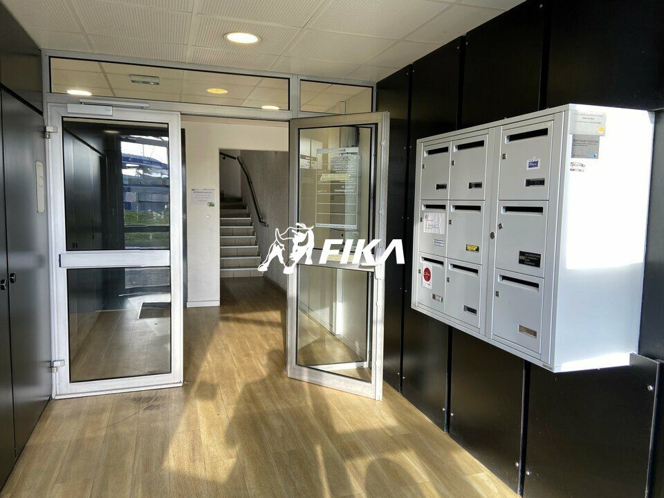 A LOUER BUREAUX 215 m² - (31300) TOULOUSE