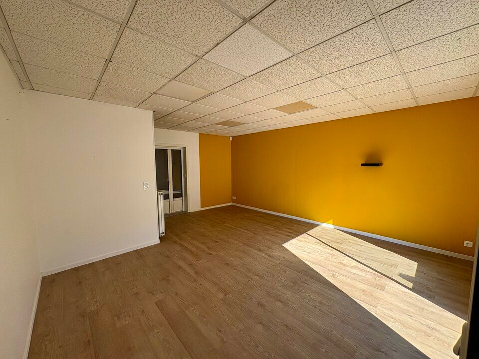 Location bureaux 130 m² non divisibles