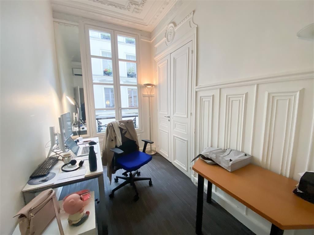 Location Bureaux 153 m² non divisibles