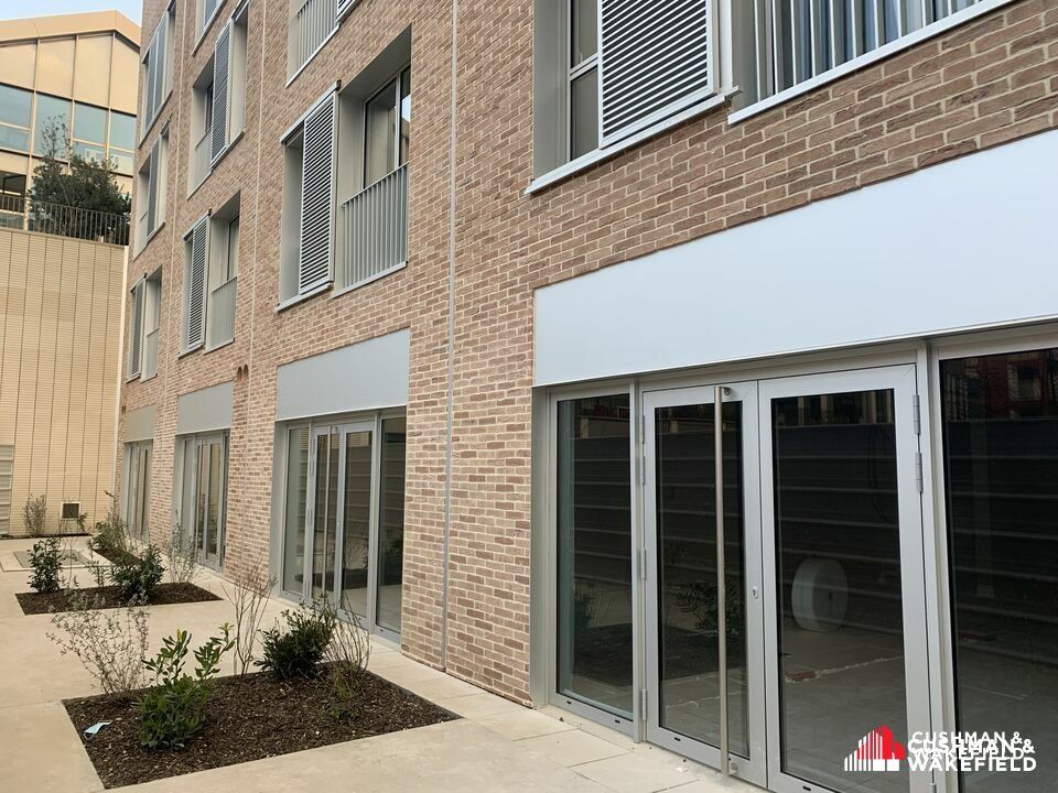 Location bureaux 210 m² non divisibles