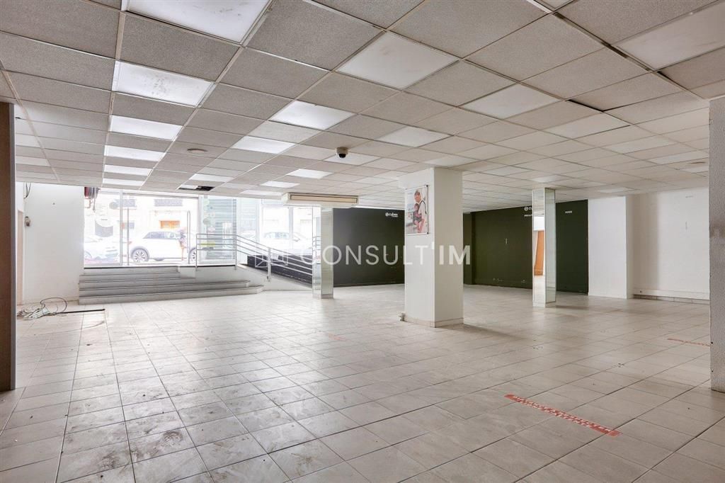 Location Bureaux 576 m² non divisibles