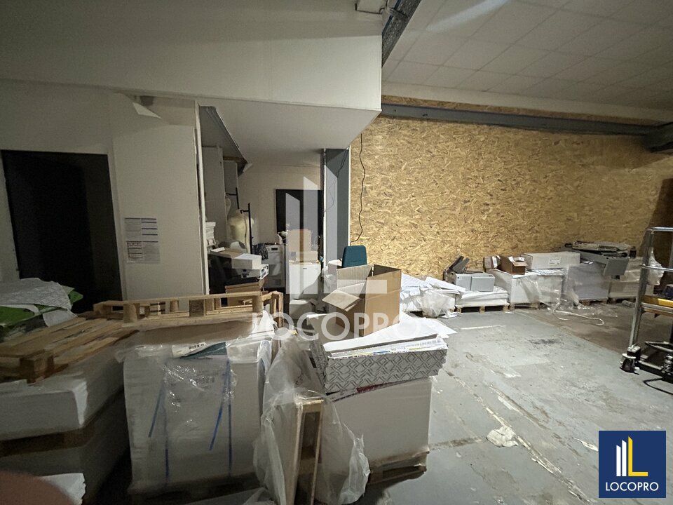 LOCAL D'ACTIVITE / COMMERCIAL - 150M2 - CANNES CENTRE-VILLE