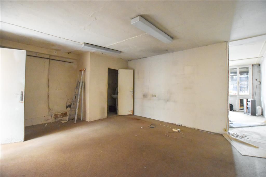 Location local commercial 55 m² non divisibles