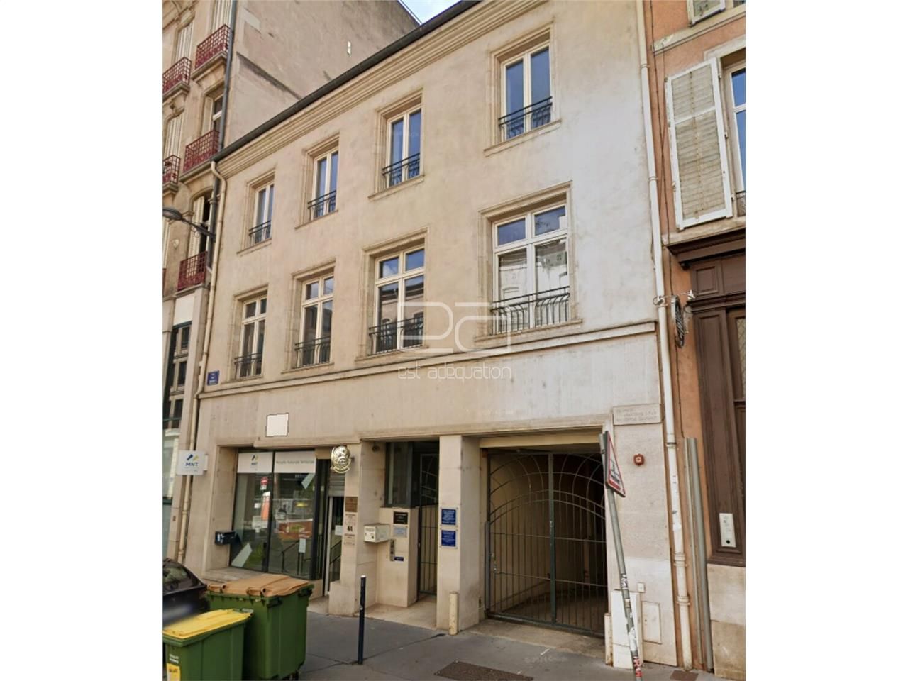 Location bureaux 407 m² divisibles à partir de 123 m²