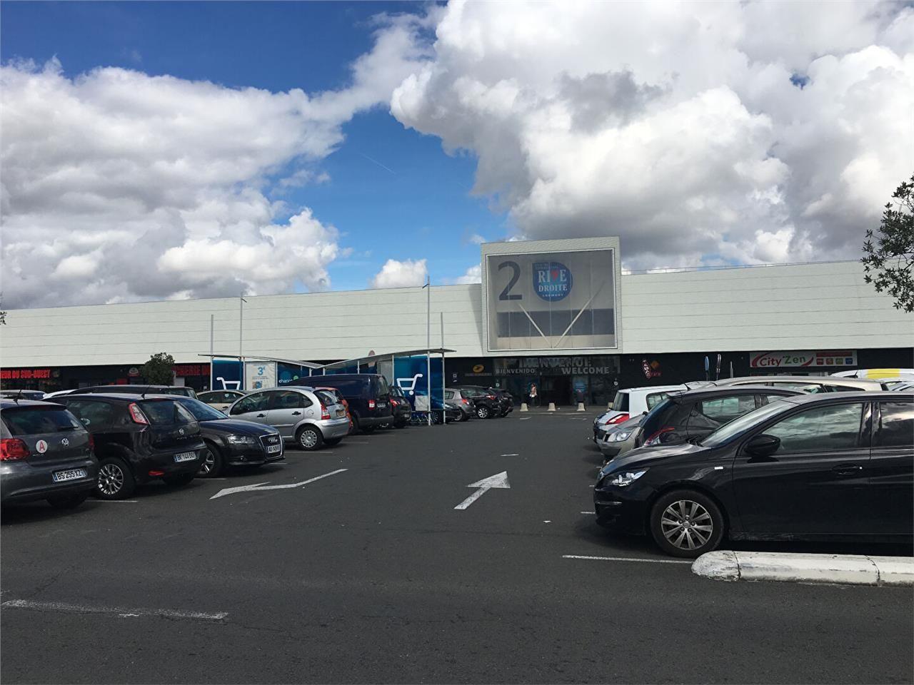 Vente local commercial 80.00 m² à LORMONT