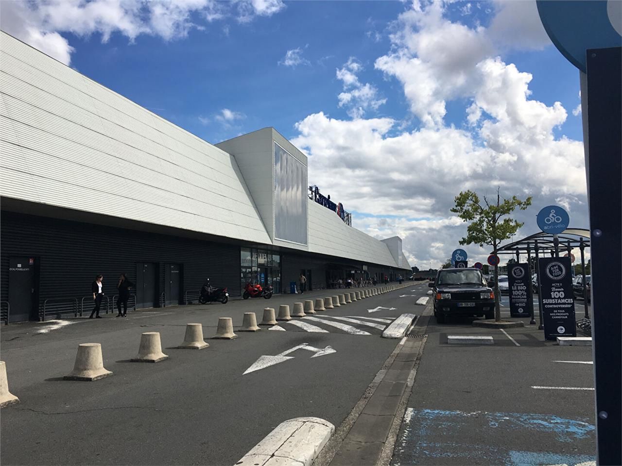 Vente local commercial 80.00 m² à LORMONT