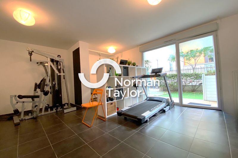 Location bureaux 68 m² non divisibles