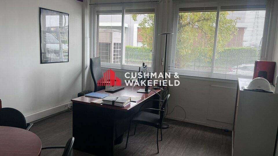 LOCAL D'ACTIVITES A LOUER