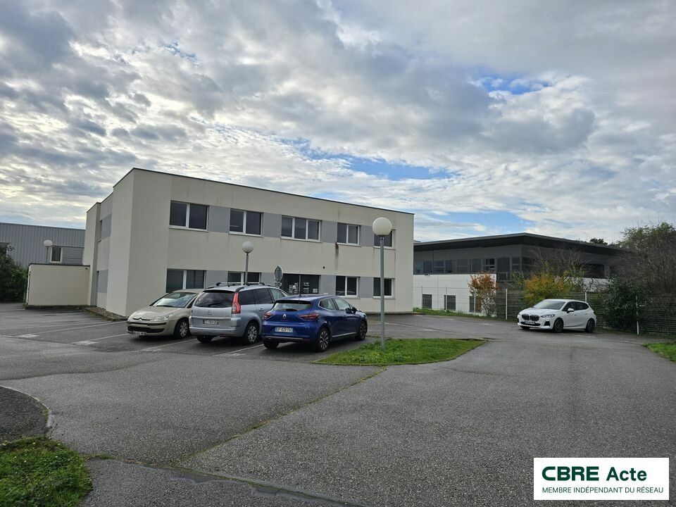 Vente bureaux 473.39 m² non divisibles