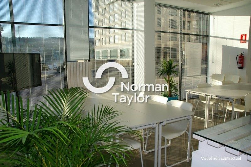 Location bureaux 746.6 m² divisibles à partir de 164.6 m²