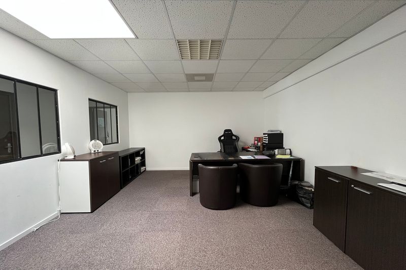 Location bureau - 304 m²