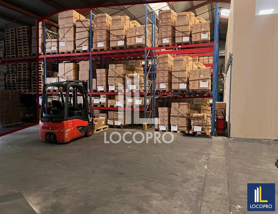 A VENDRE - LOCAL D'ACTIVITÉ MIXTE D'ENVIRON 405M2 + QUAIS DE DÉCHARGEMENT ET ACCES PL - ZI DE PICOURENC