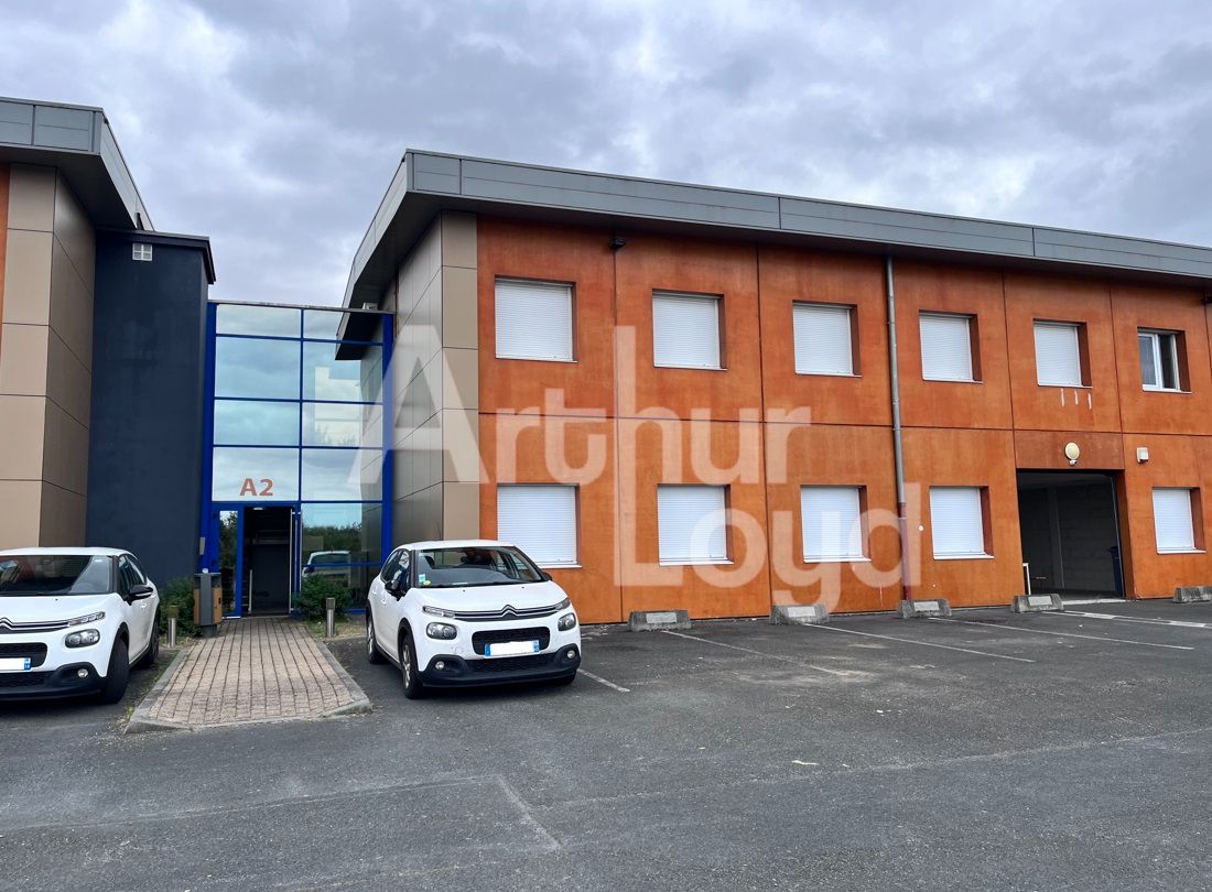 Location bureaux 457.45 m² à COLOMBELLES