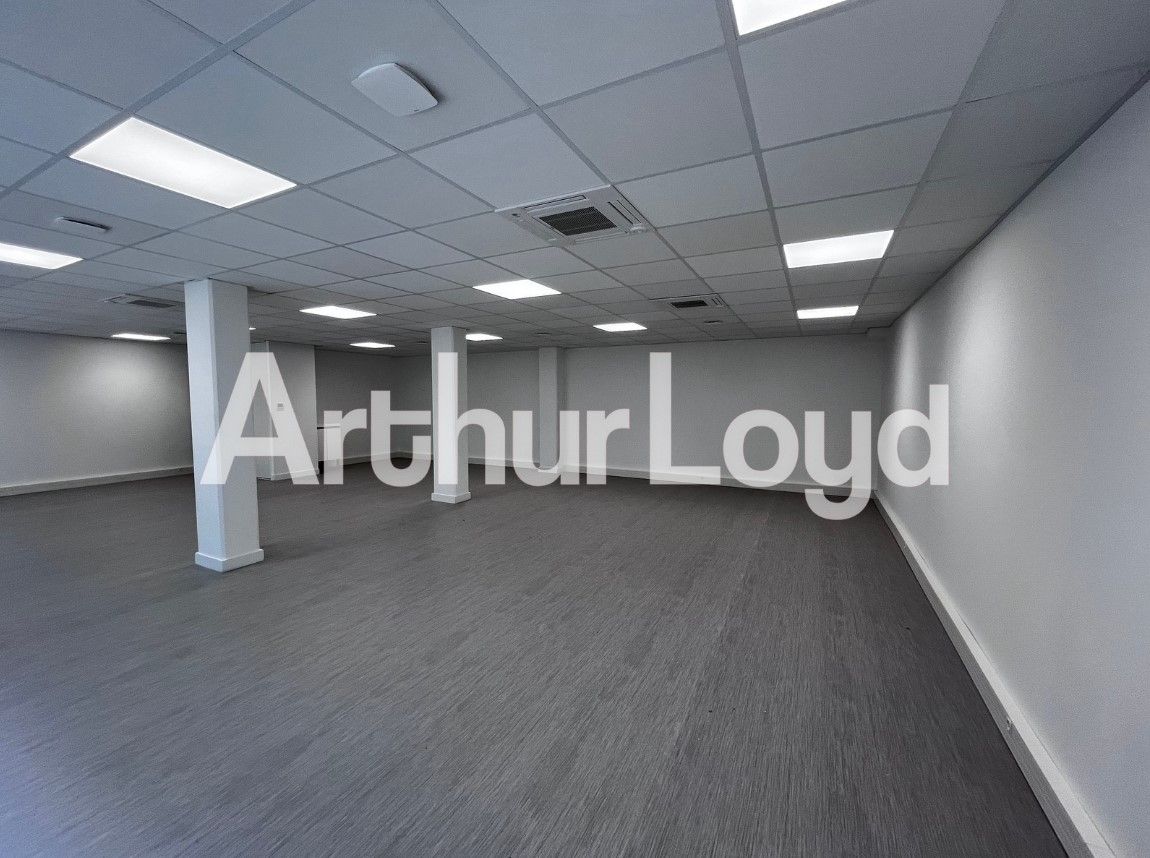 Location bureaux 122.00 m² à CAEN