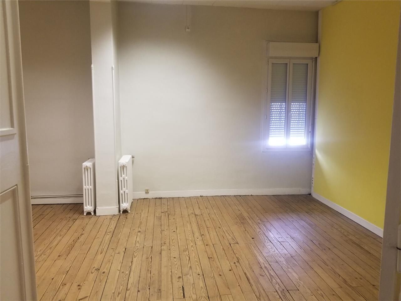 Location bureaux 220.00 m² à PESSAC