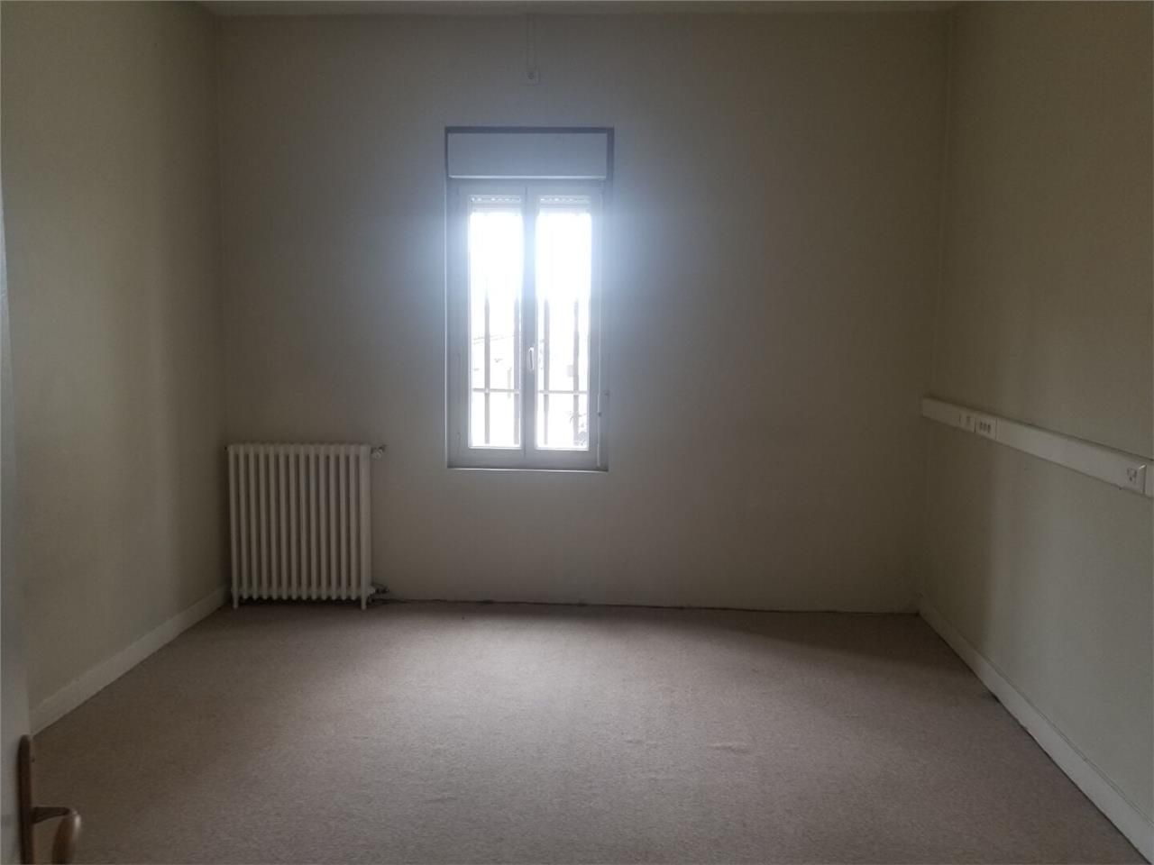 Location bureaux 110.00 m² à PESSAC