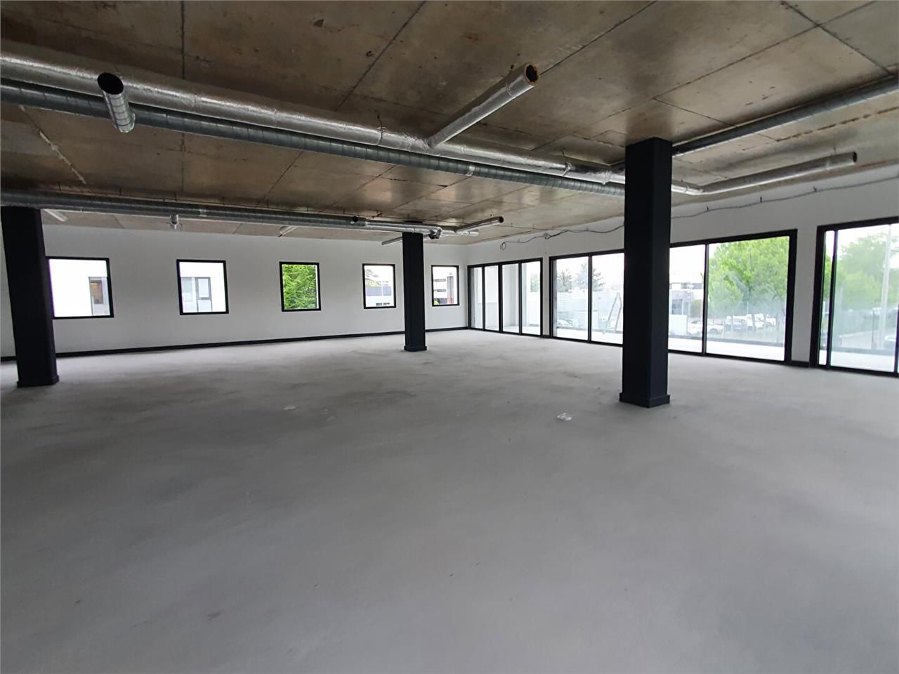 Location bureaux 379.22 m² à MERIGNAC