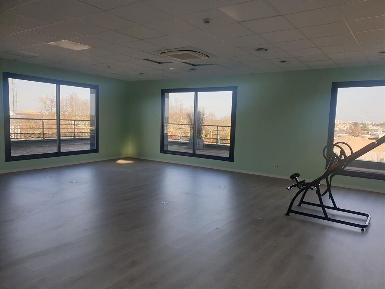 Location bureaux 62.00 m² à MERIGNAC