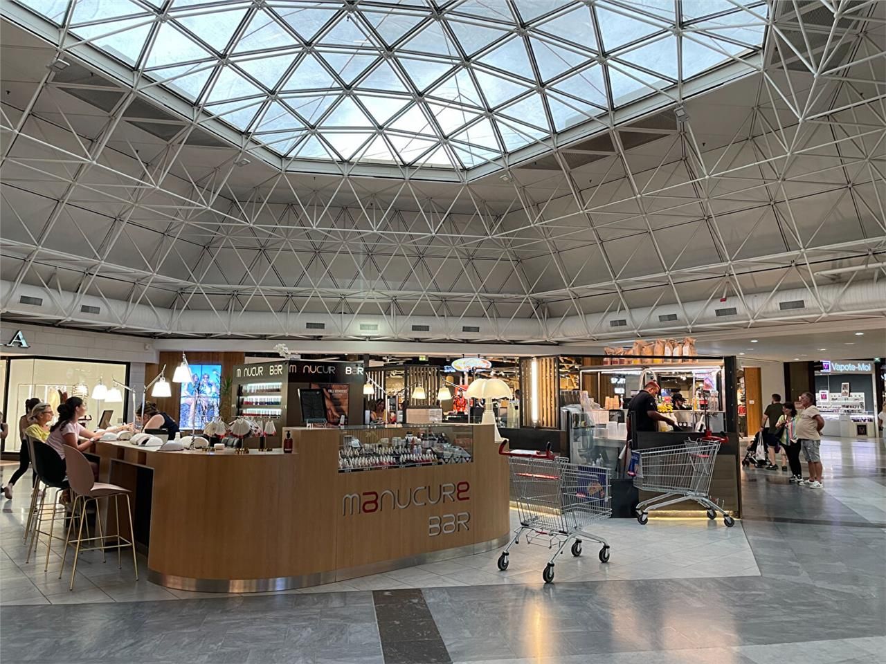 Location local commercial 59.00 m² à MERIGNAC