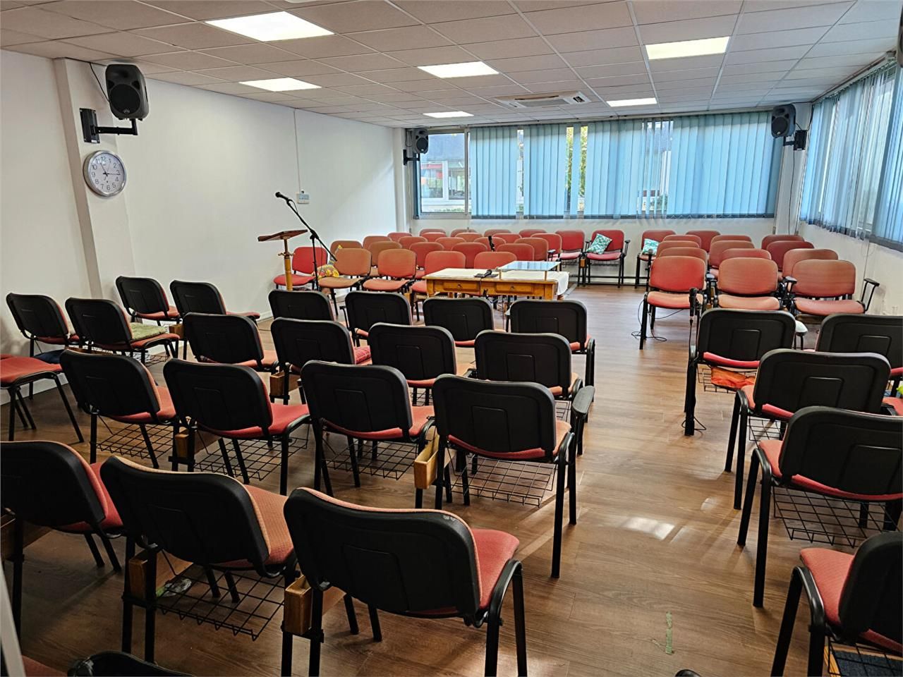 Location bureaux 80.00 m² à BORDEAUX