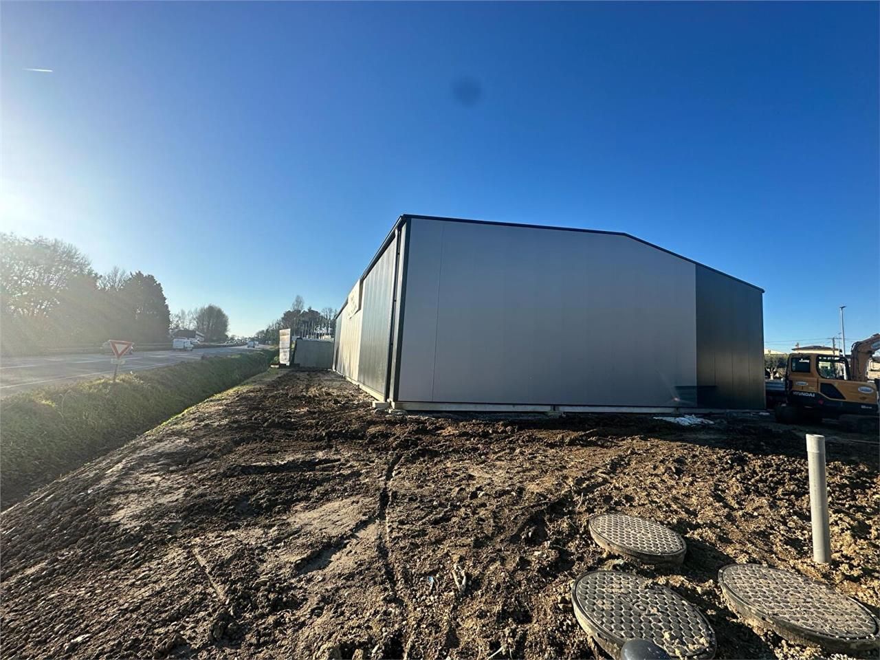 Location local 170.00 m² à MONTUSSAN