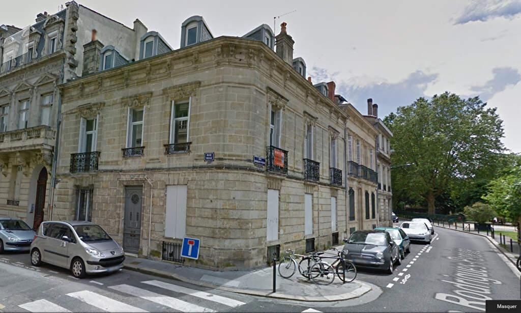 Location bureaux 275.00 m² à BORDEAUX