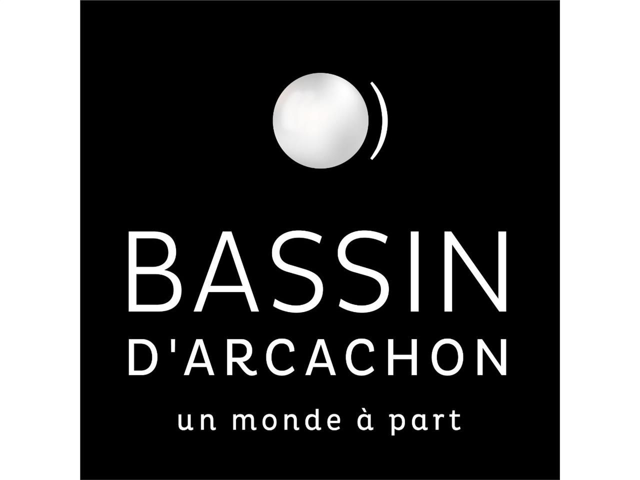 Location local commercial 150.00 m² à ARCACHON