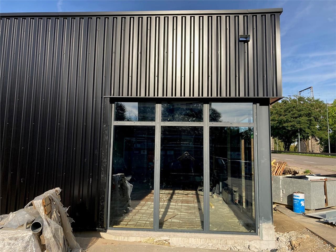 Location local commercial 198.00 m² à LIMOGES