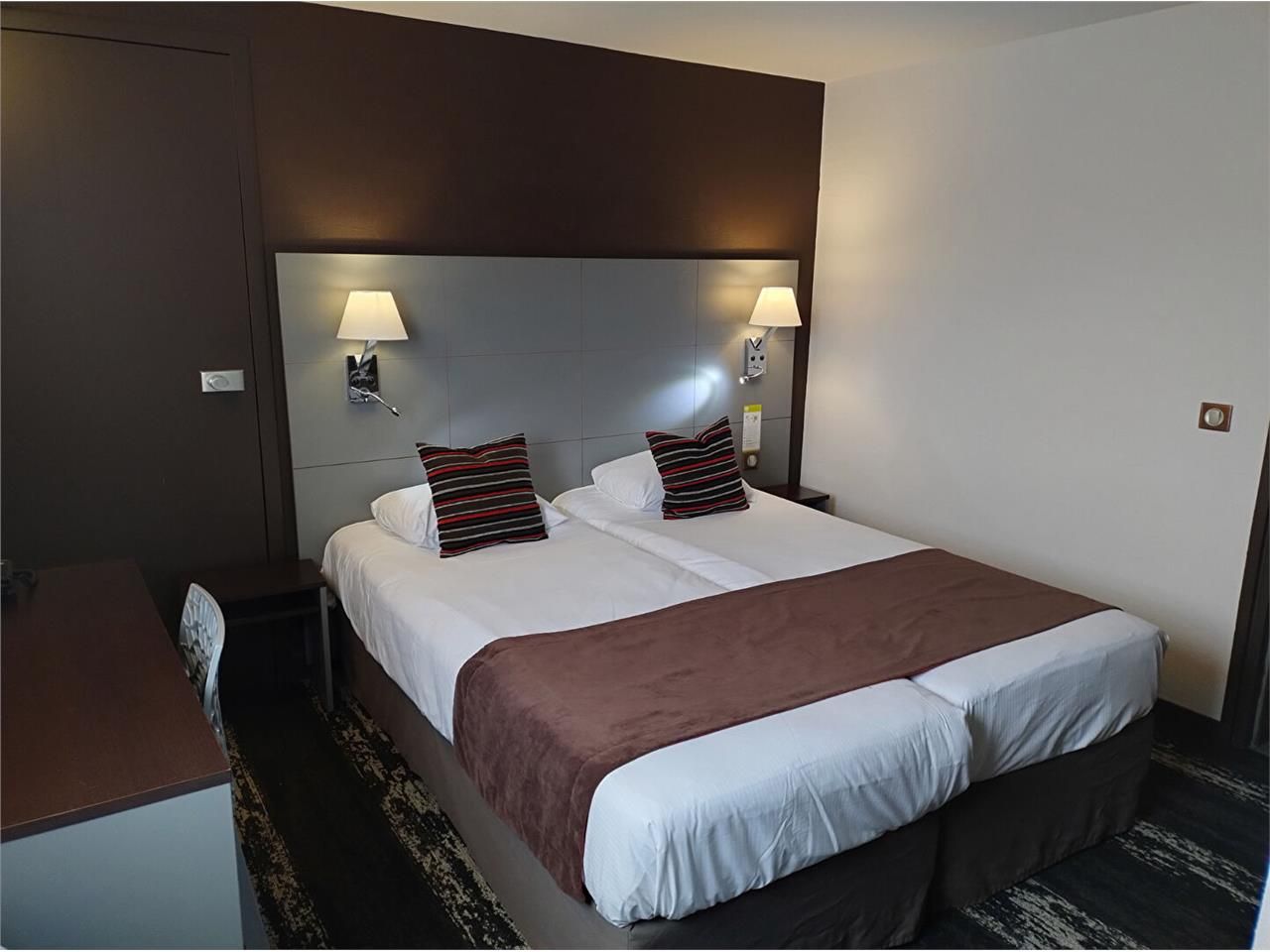 Vente fonds de commerce 1500.00 m² à LIMOGES